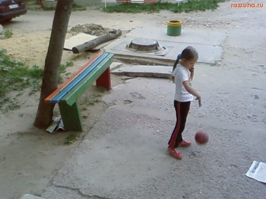 Воскресенск - У подъезда-3