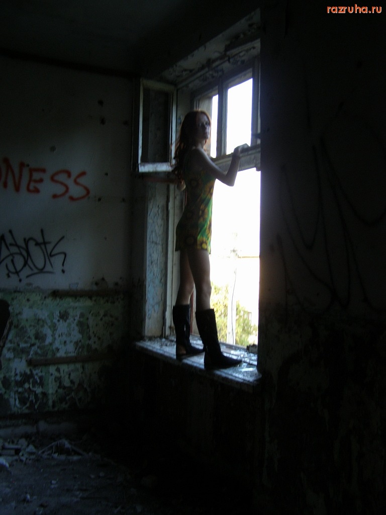 Николаев - Заброшенные казармы на ул. Леваневцев