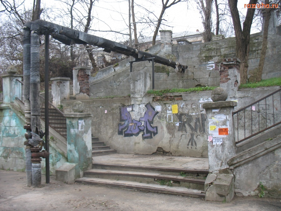 Николаев - Сухой Фонтан, Подпорная стенка 3