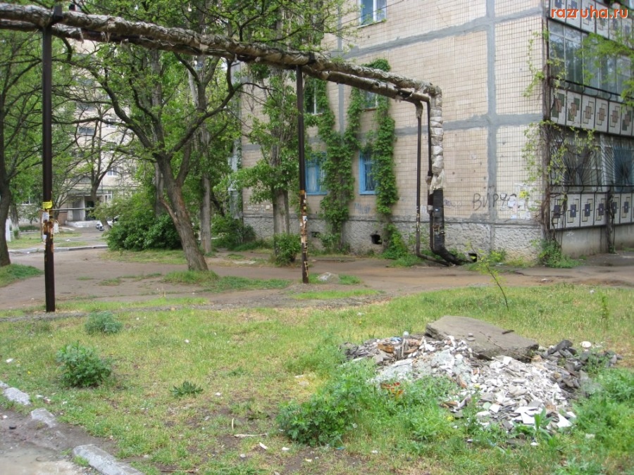 Николаев - Проржавевшие трубы