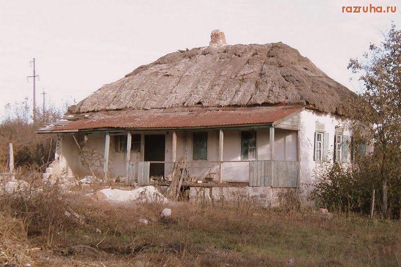 Беловодск - Старый дом в Литвиновке