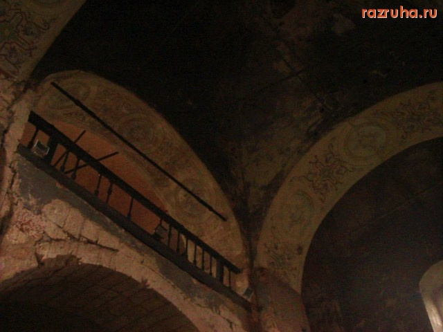 Суздаль - Старая церковь в Кидекше