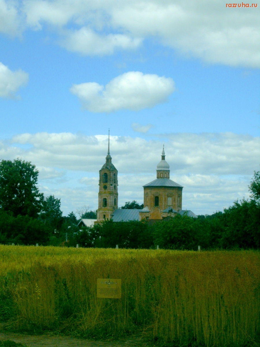 Суздаль - Заброшенный храм