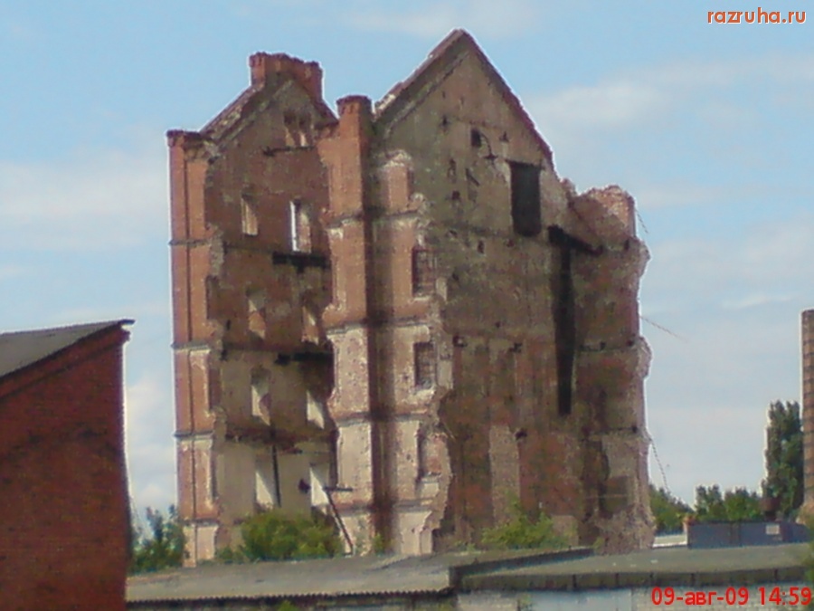 Борисоглебск - Руины у ж\д вокзала