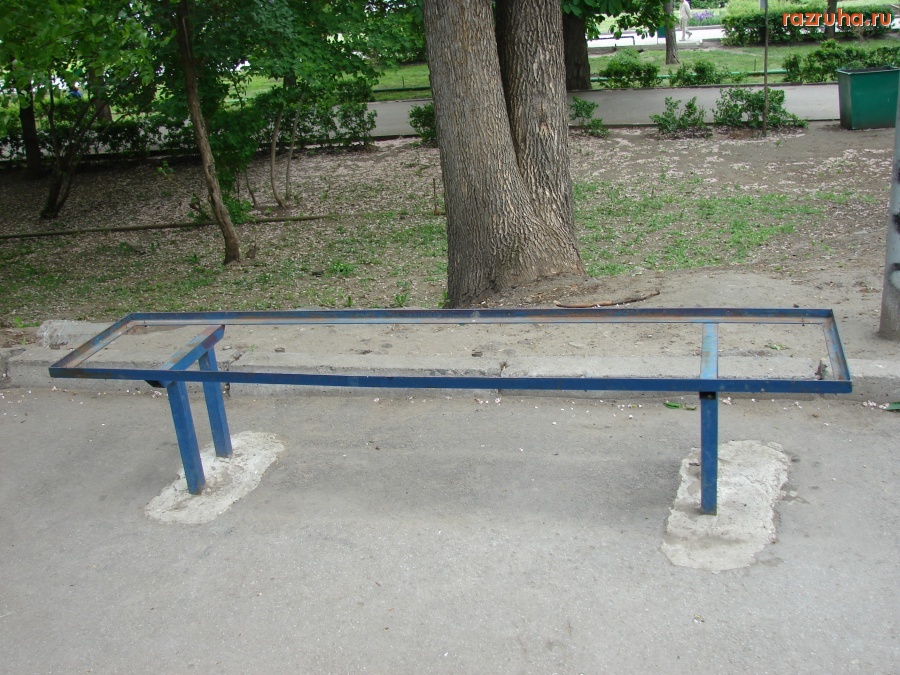 Саратов - Элемент детской площадки.Все там же.