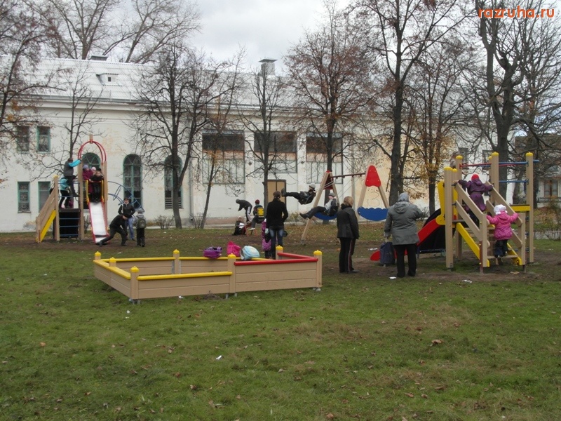 Белая Березка - Теперь в сквере дети