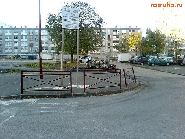 Франция - четвёртый сгоревший автомобиль