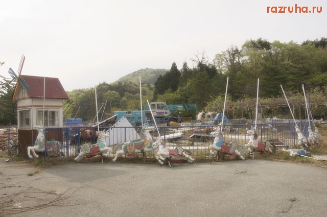 Гифу - Заброшенный парк аттракционов