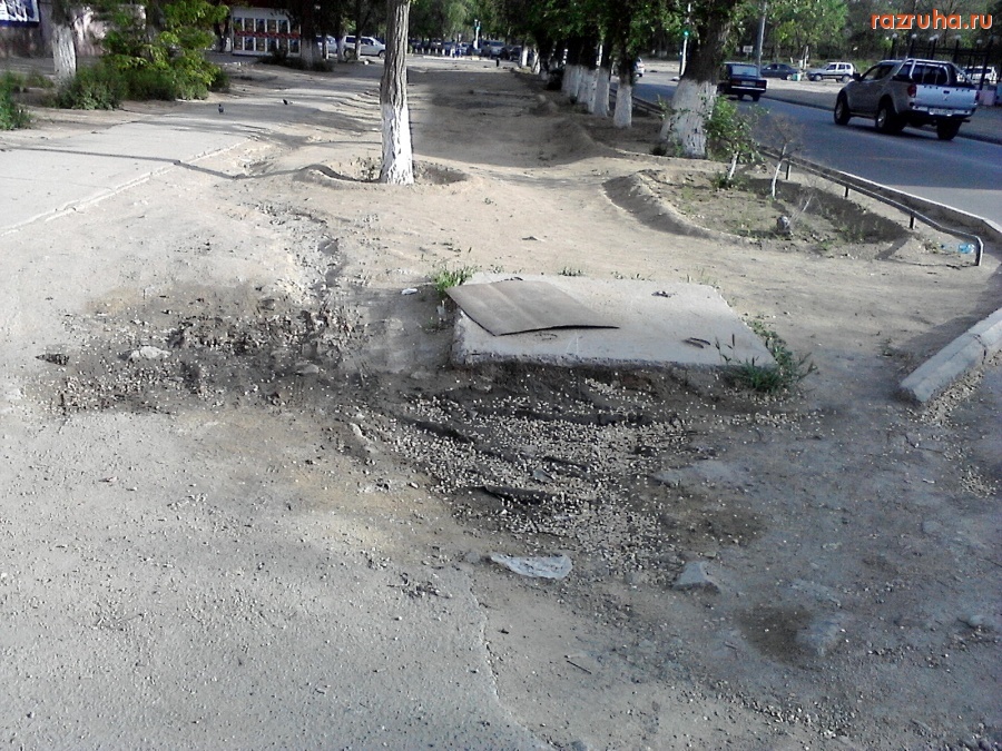 Актау - 3 микрорайон - по его границе