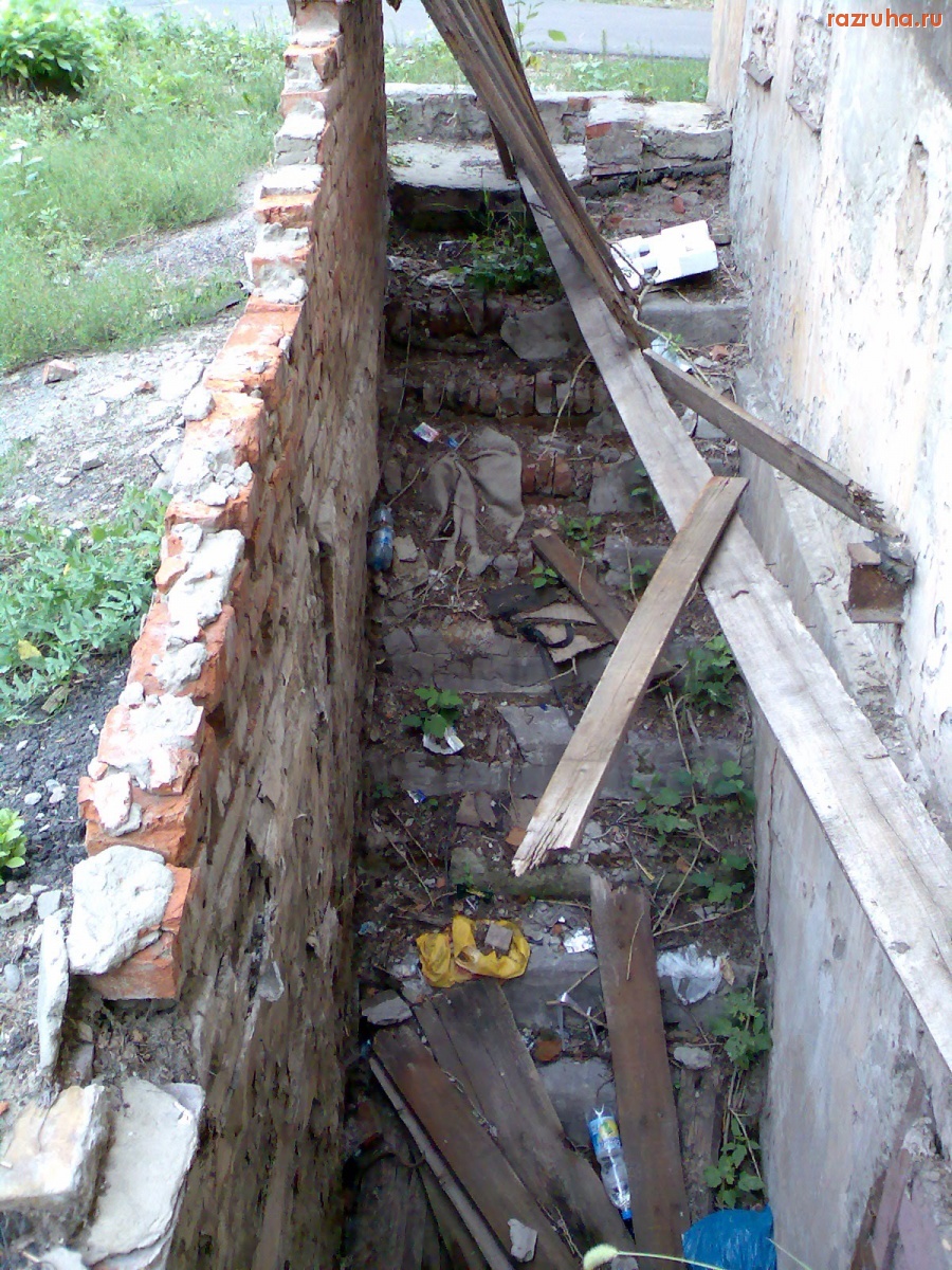 Курск - Вход в какое-то убежище