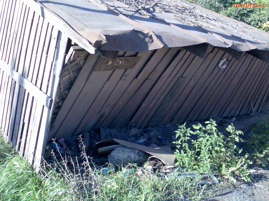 Курск - Покосилась стена