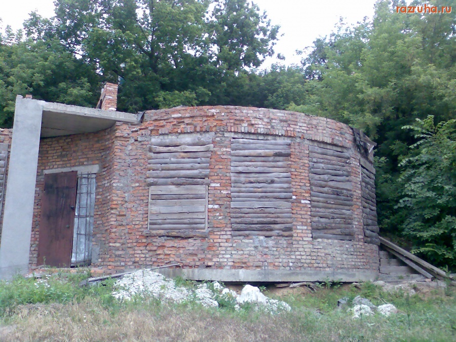 Курск - Некое недостроенное здание