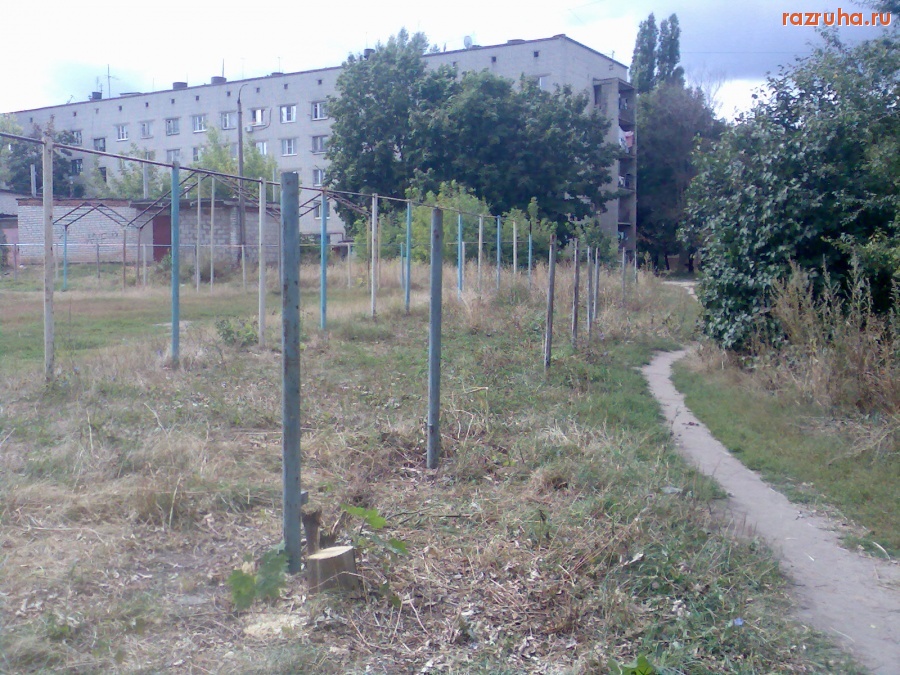 Курск - Столбики у площадки