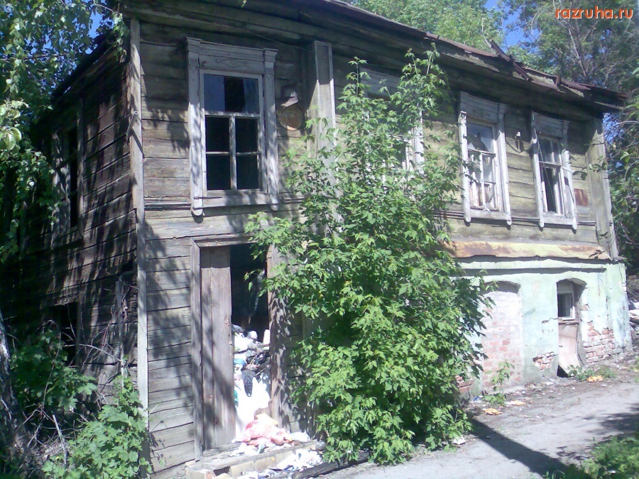 Курск - Дом-мусорка Золотая 27