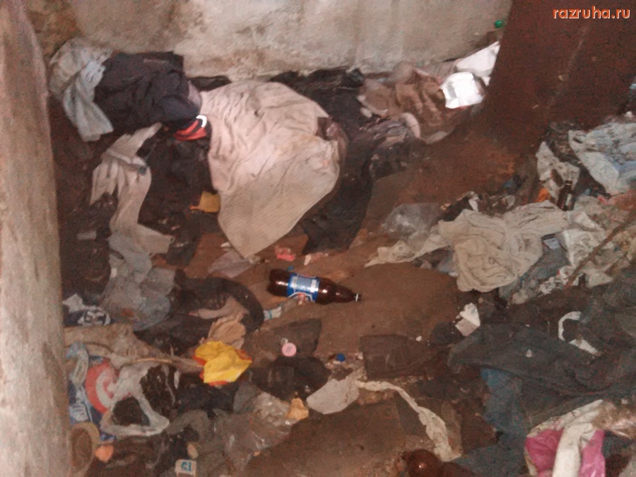 Курск - Дыра на теплотрассу