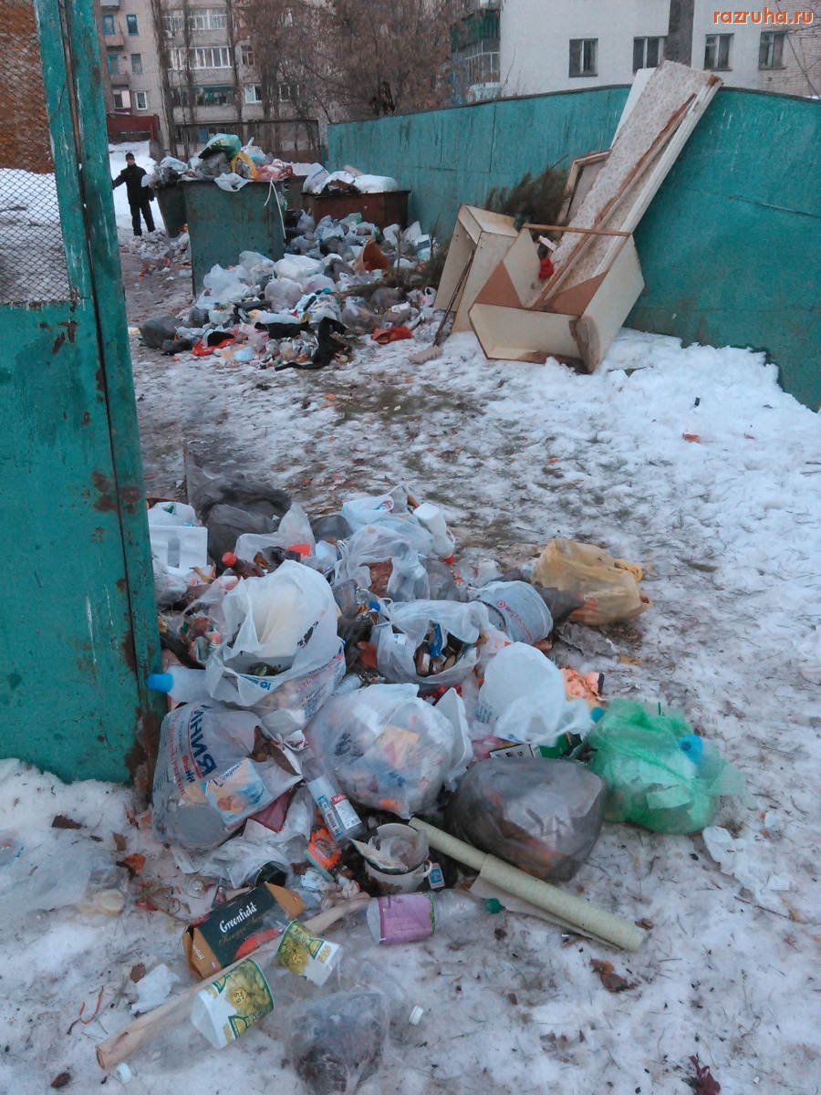 Курск - Уборка помойки возле 3 школы