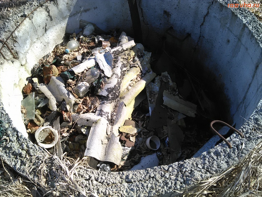 Курск - Люк на лужайке