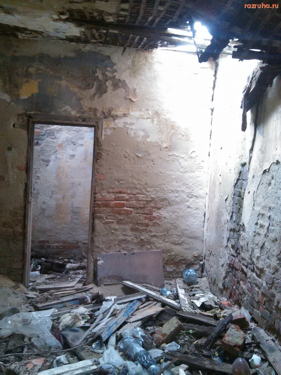 Курск - Замусоренные развалины