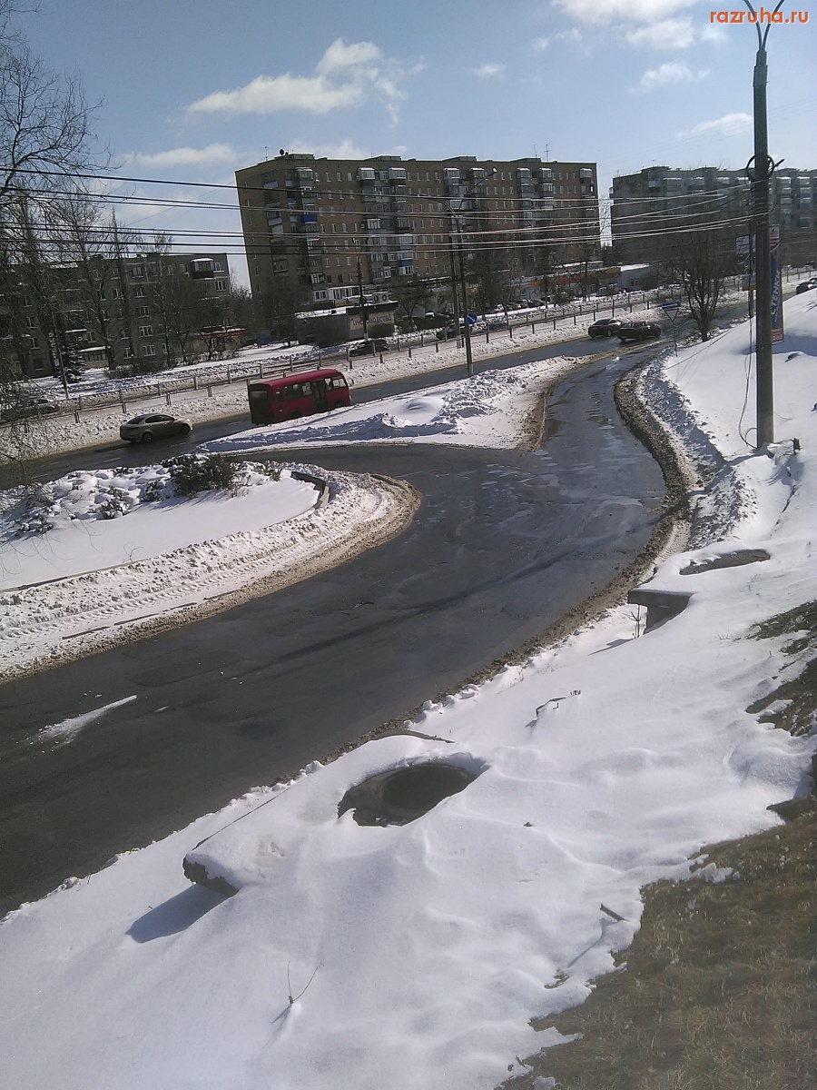 Курск - Вечно открытый люк