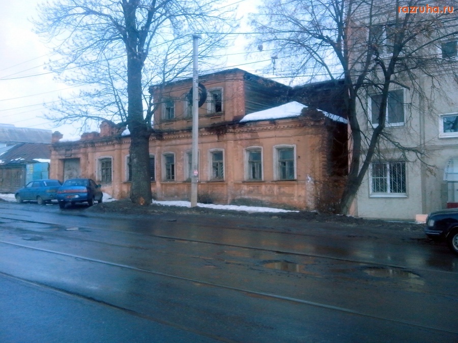 Курск - Ямы дорожные возле руин