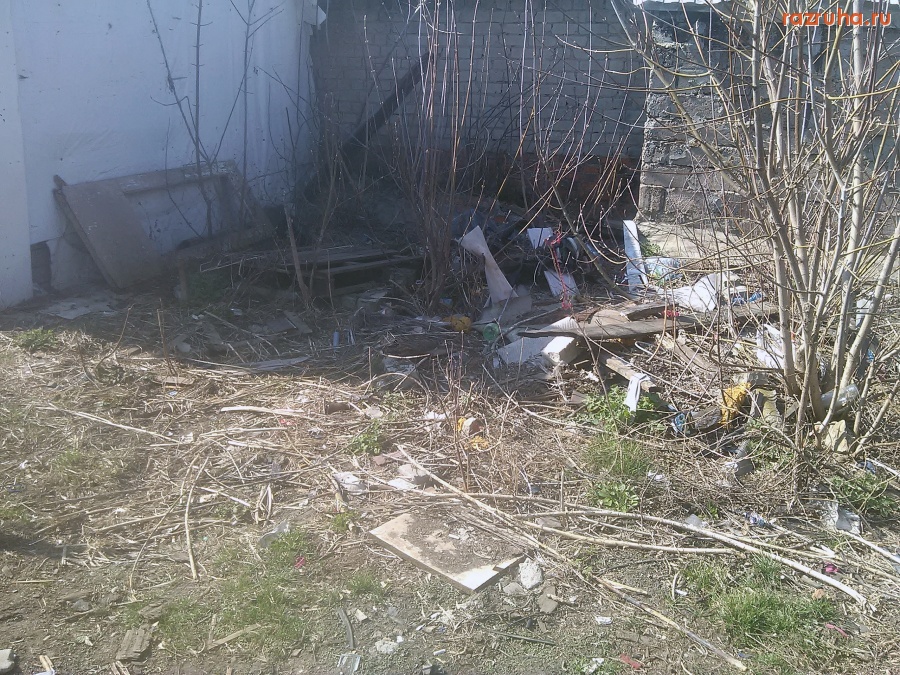 Курск - Мусор в сараях