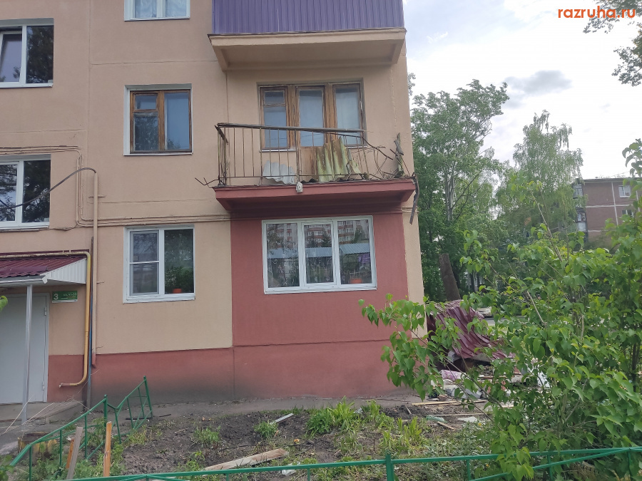 Курск - Дом после встречи с деревом