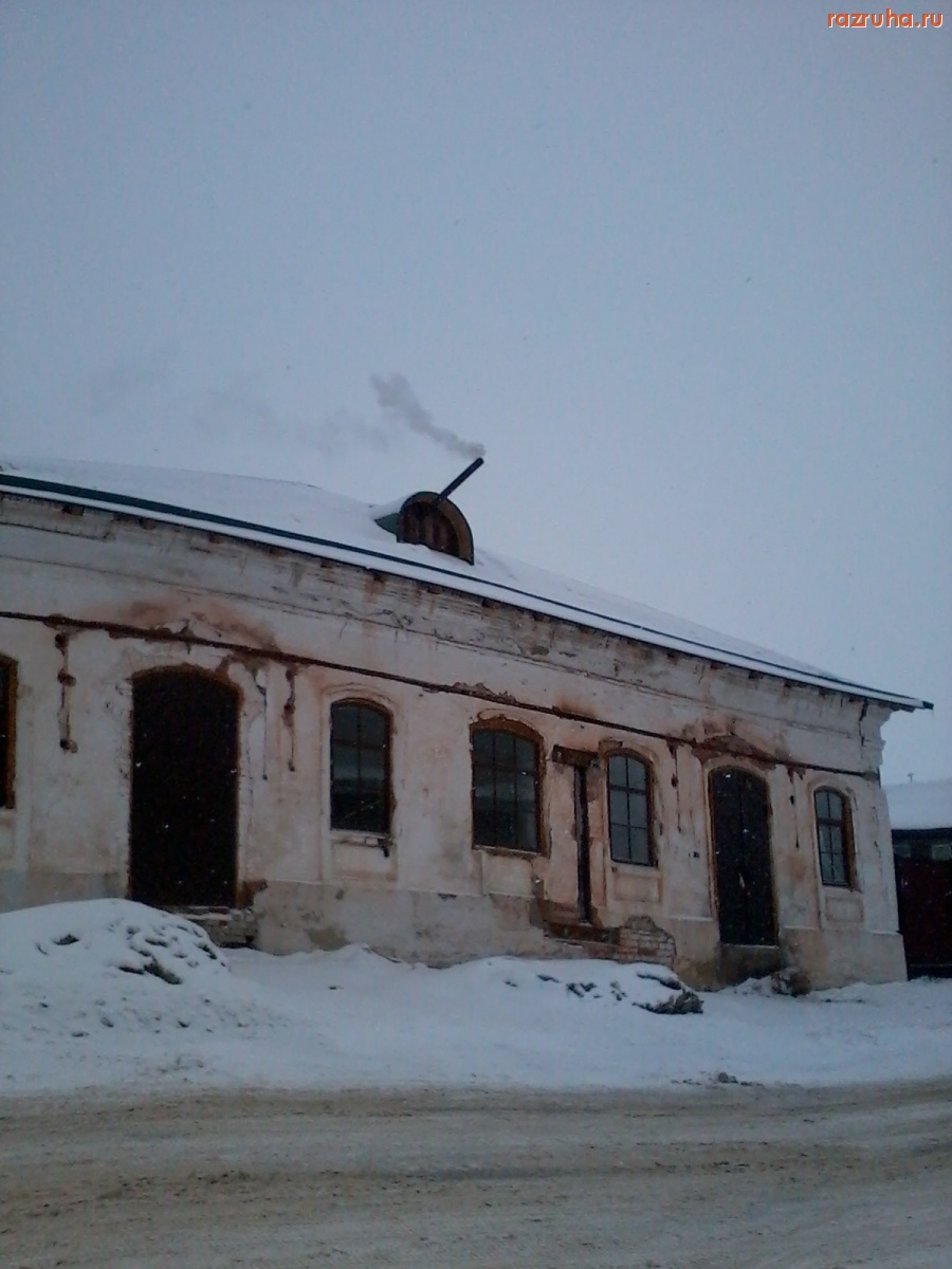 Юрьевец - Здание на центральной площади города