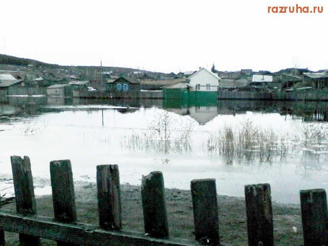 Залари - Паводок 2012 г. 10.04. 12 часов дня.