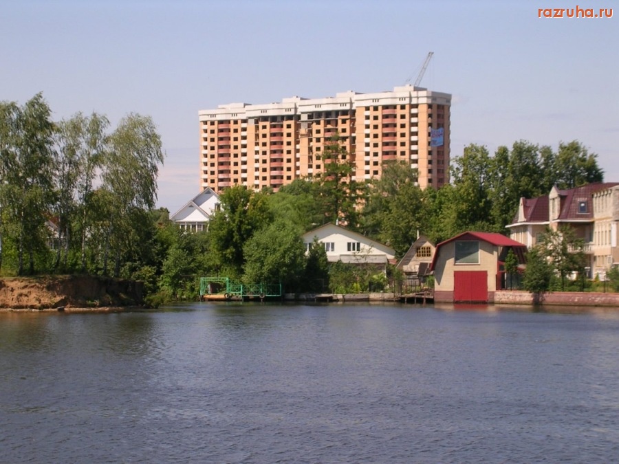 Долгопрудный - на пути в Шереметьево мкрн  Хлебниково, ул Госпитальная,  долгострой Юнитек-инжиниринг