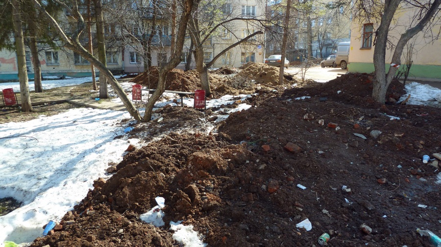 Киров - Двор у Московской, 24 (центр города)