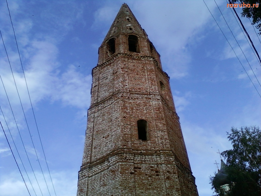 Яранск - Колокольня старой церкви