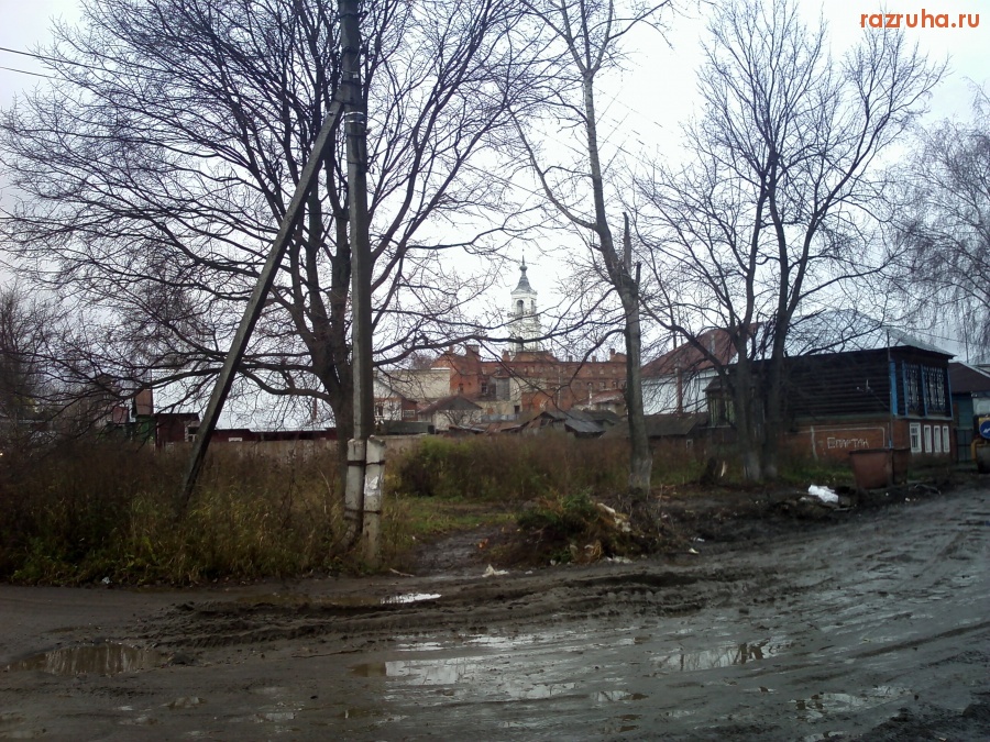 Нерехта - Вид на колокольню с улицы Бебеля