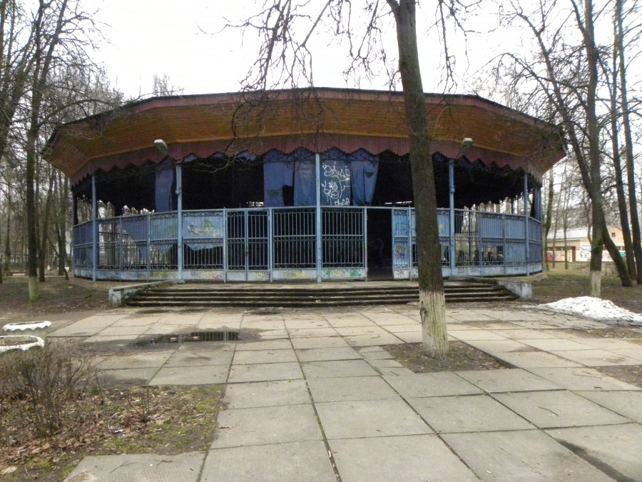 Королев - Танцплощадка в центральном парке отдыха