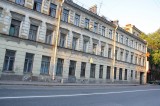 Санкт-Петербург - Последний символ на ободранном фасаде