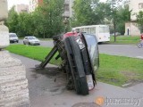 Санкт-Петербург - «Жигули» врезались в жилой дом на Васильевском острове
