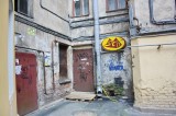 Санкт-Петербург - Петроградский район. Малый проспект ПС. Дворики, фасады.