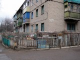 Краматорск - Жильцы обустраивают двор