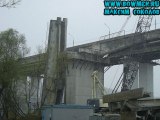 Калуга - Обрушение моста в Калуге 17 апреля. Погибли люди